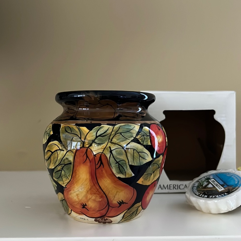 NIB CERAMIC WAX WARMER